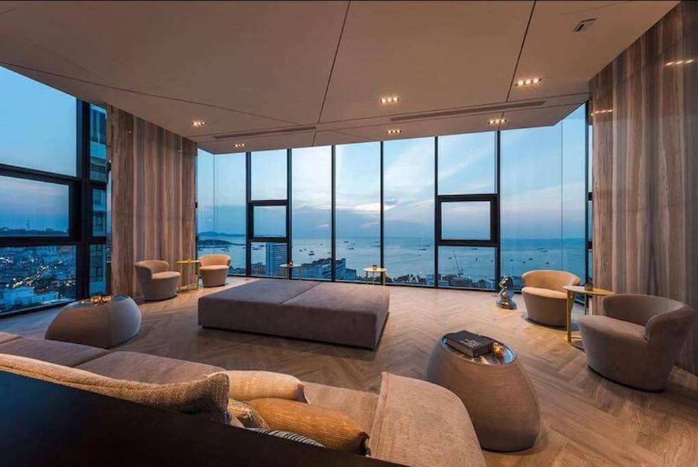 Infinity Pool Ocean View Apartemen Pattaya